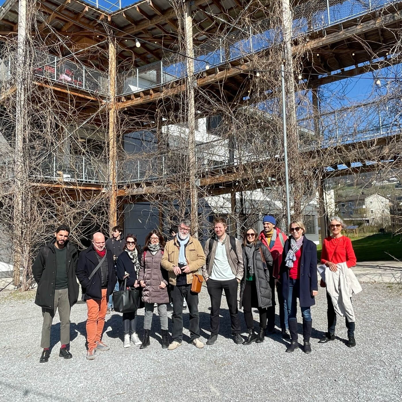 Die Delegation des Gymnase de Morges auf Besuch an der Kantonsschule Uetikon